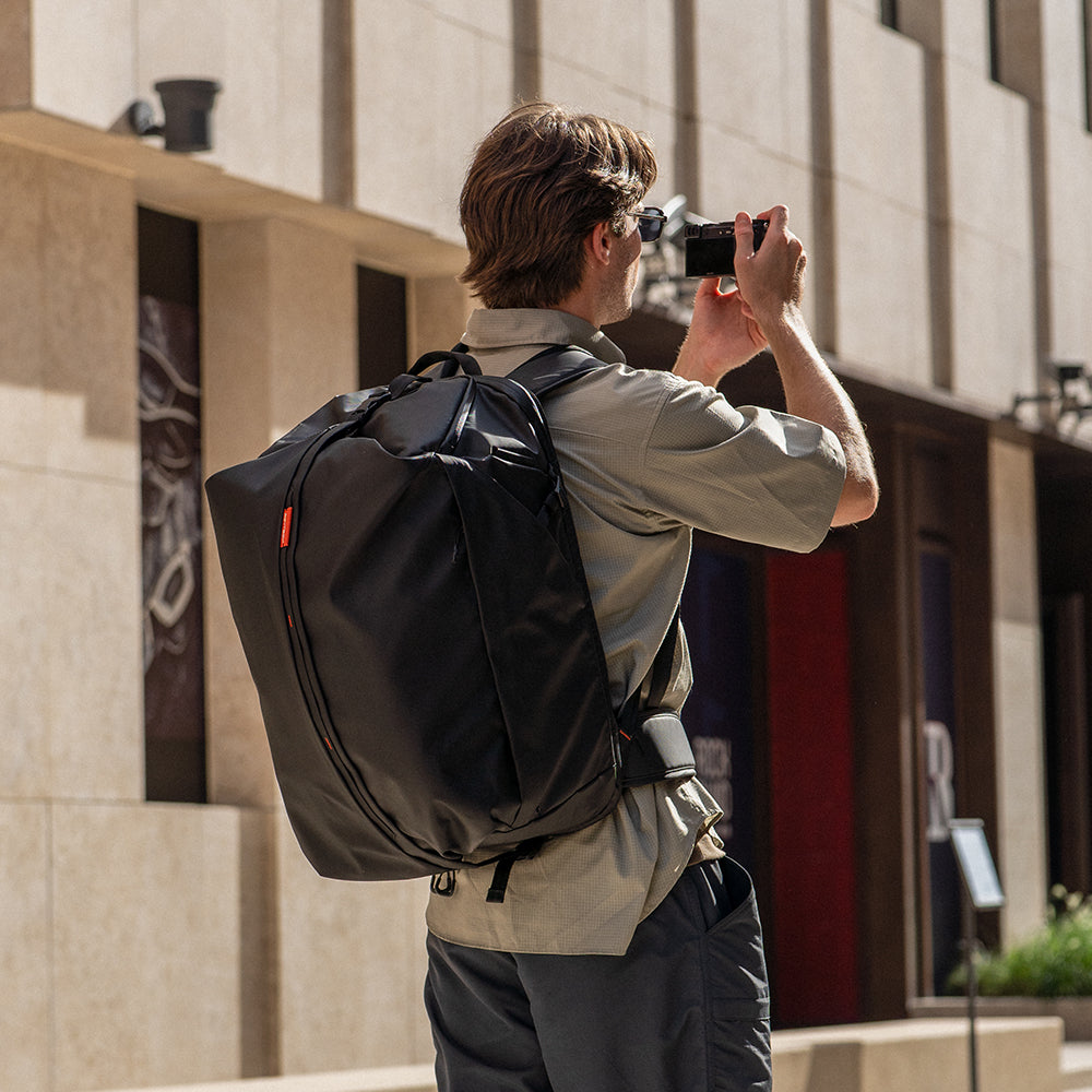 OneMo Travel Backpack 35L (オリーブグリーン)
