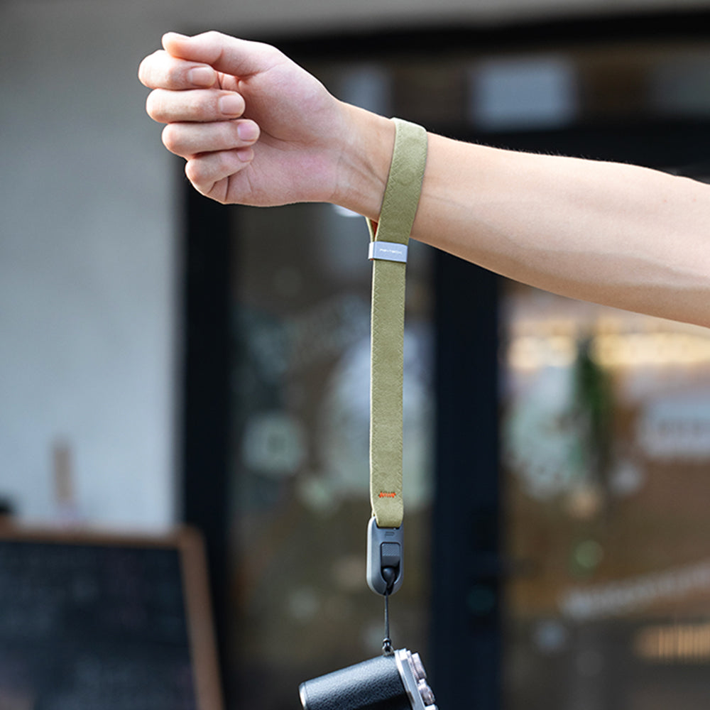 カメラリストストラップ エア (アースブラウン)