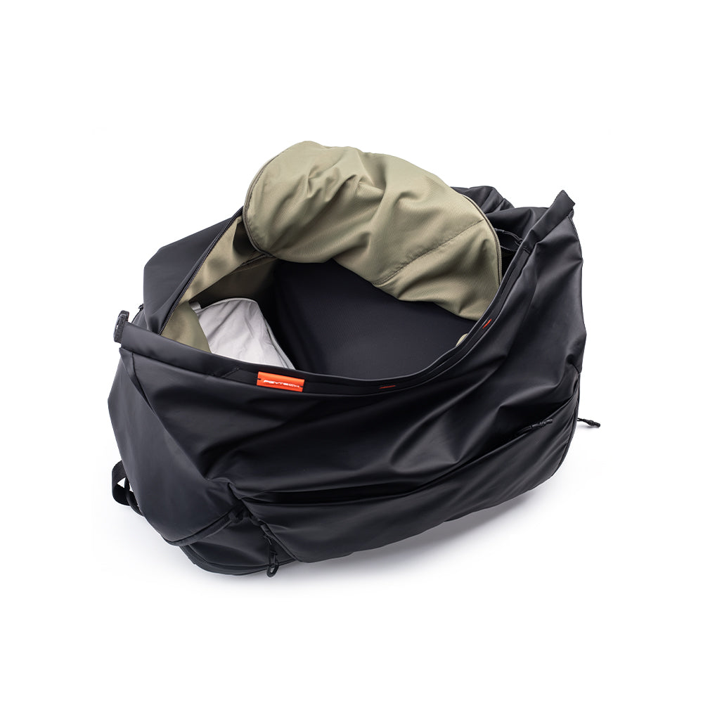 OneMo Travel Backpack 35L (オリーブグリーン)