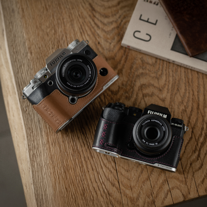 【予約】レザー カメラケース (FUJIFILM X-S20用 / クレイブラウン)