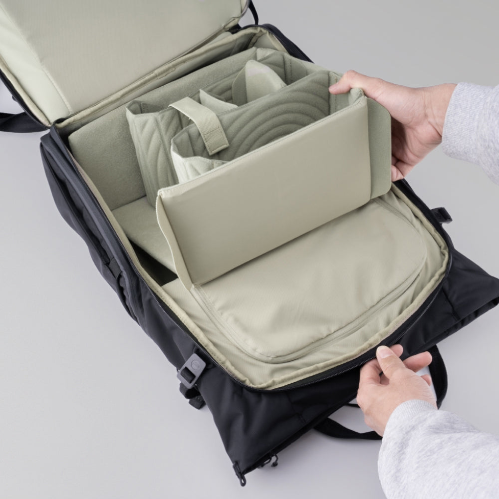 OneGo Roamer トートバックパック 18L (マットブラック)