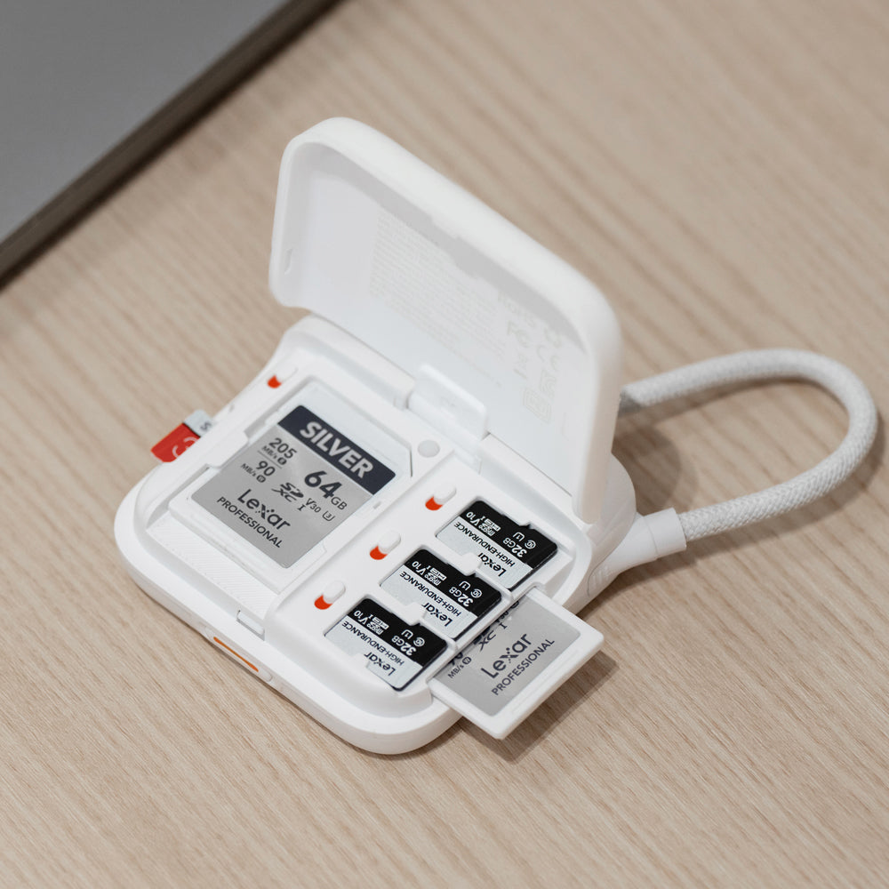 STORESカードリーダー ホワイト CreateMate 高速ミニカードリーダー内蔵ケース (アイボリーホワイト