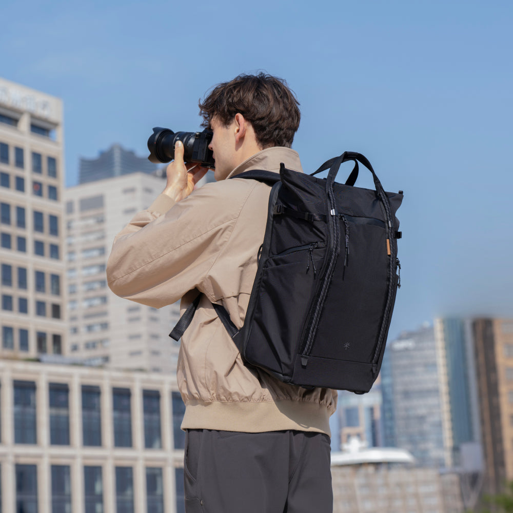 OneGo Roamer トートバックパック 18L (マットブラック)