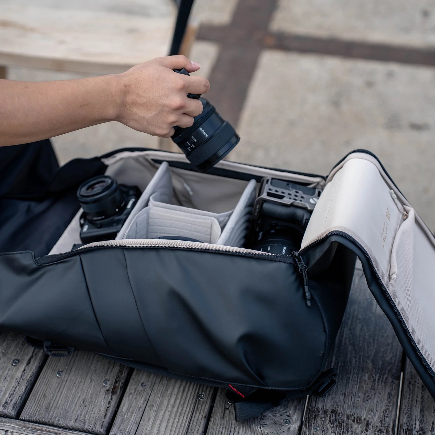 OneGo Air Backpack(ワンゴー エア バックパック)25L OneGo Air Backpack(ワンゴー エア バックパック)25L