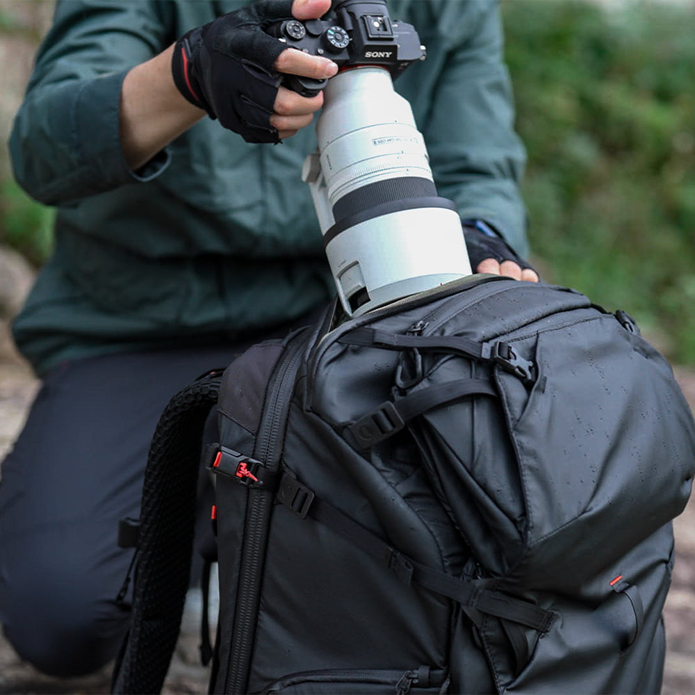 OnePro Focux Backpack 35L (スペースブラック)