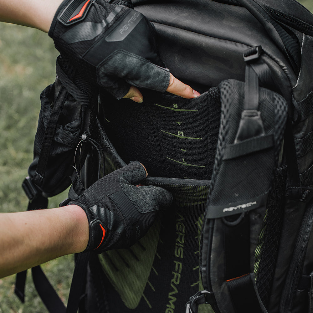 【予約】OnePro ST Backpack (ナイトカモフラージュ)