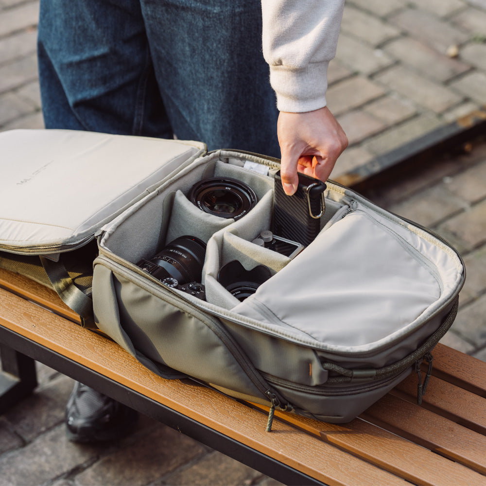 OUTLET B1品】OneGo Lite Backpack 16L (フォレストグリーン