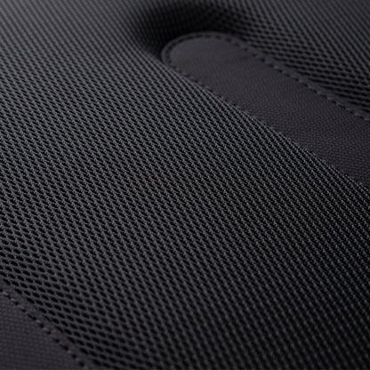 OneGo Lite バックパック 16L (マットブラック)