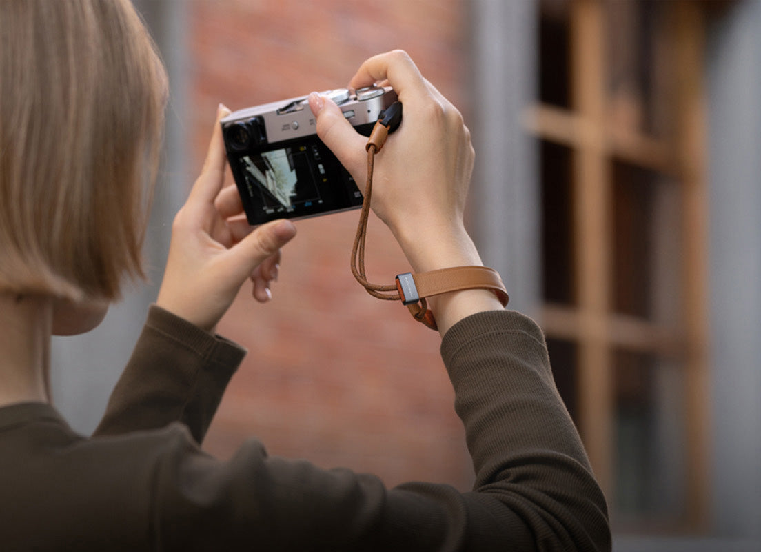 カメラリストストラップ スリム (ブレイズレッド) – PGYTECH-JAPAN